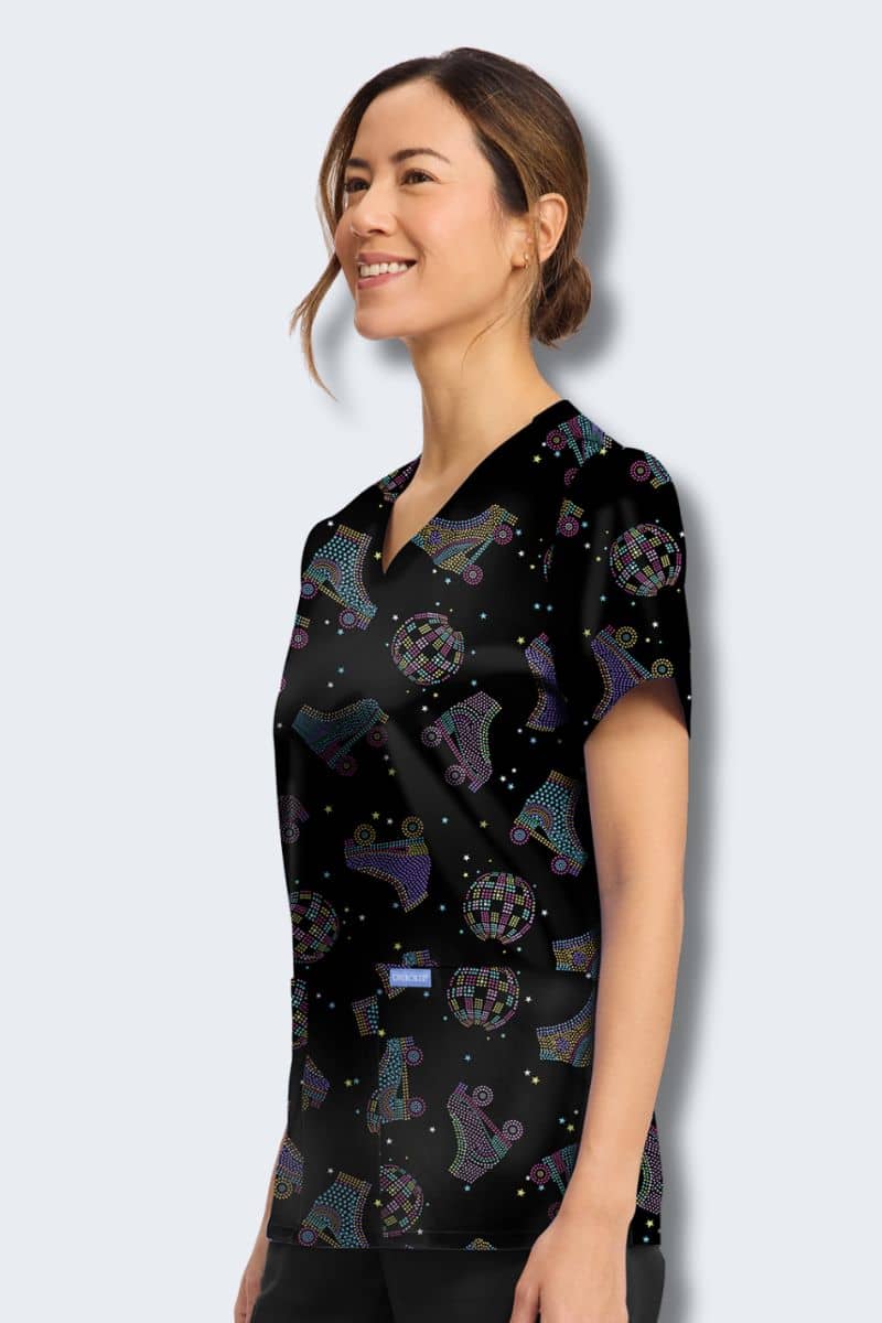 CK856 Cherokee Roller Disco Print Scrub Top - Image 3